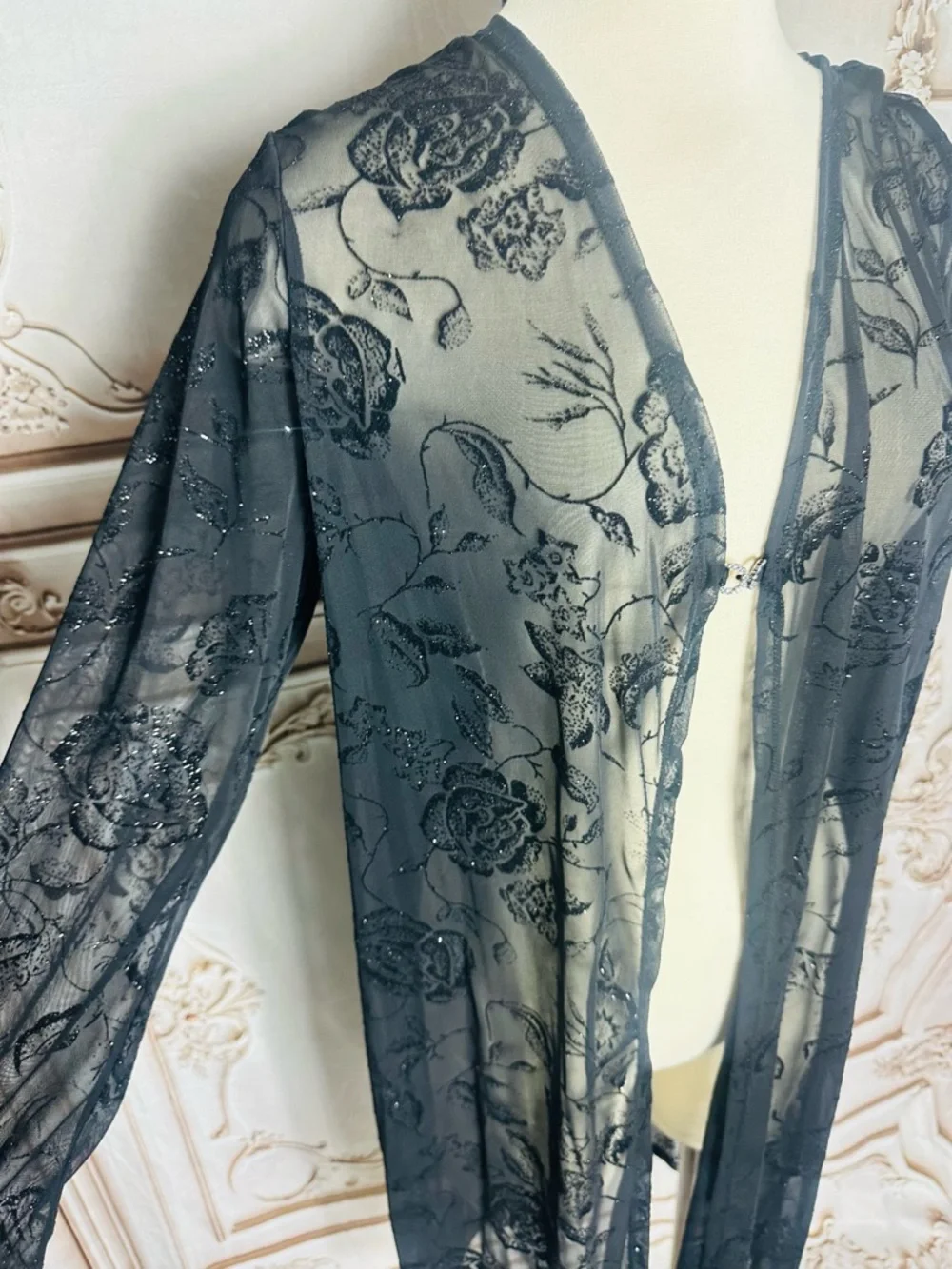 Garage Black Sheer Floral Lace Tie-Front Kimono - Picture 2 of 7